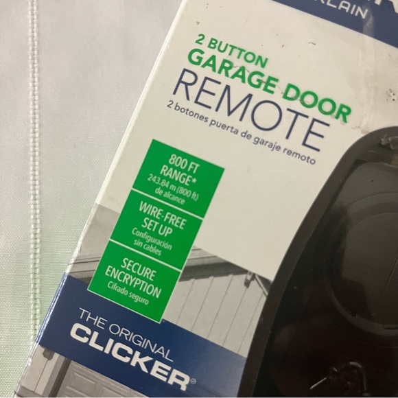 Universal 2 Button  Garage Opener by Chamberlain - Picture 4 of 6